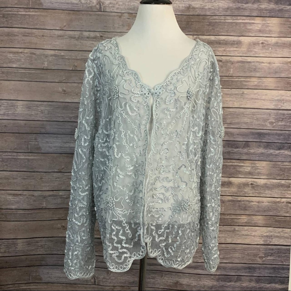 Elegant Lace Women Top in Gray
